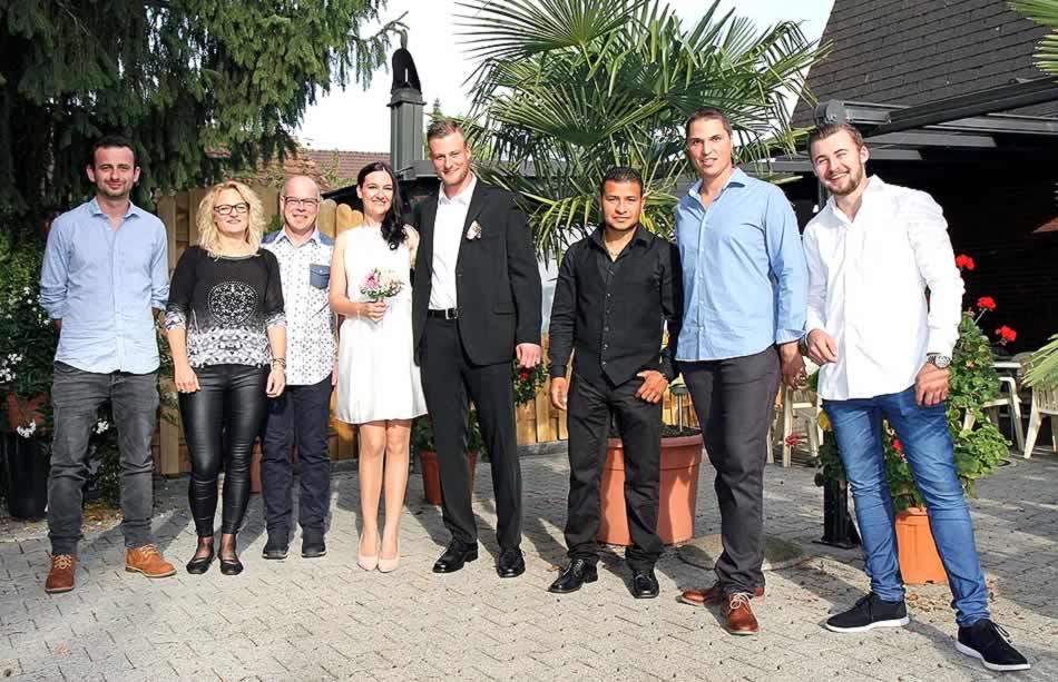 Hochzeit von Christof und Alexandra Pfyl mit der kleinen Leonie Hochzeit von Christof und Alexandra Pfyl mit der kleinen Leonie